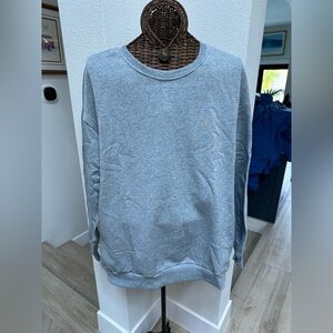 Gray Sweatshirt with pockets